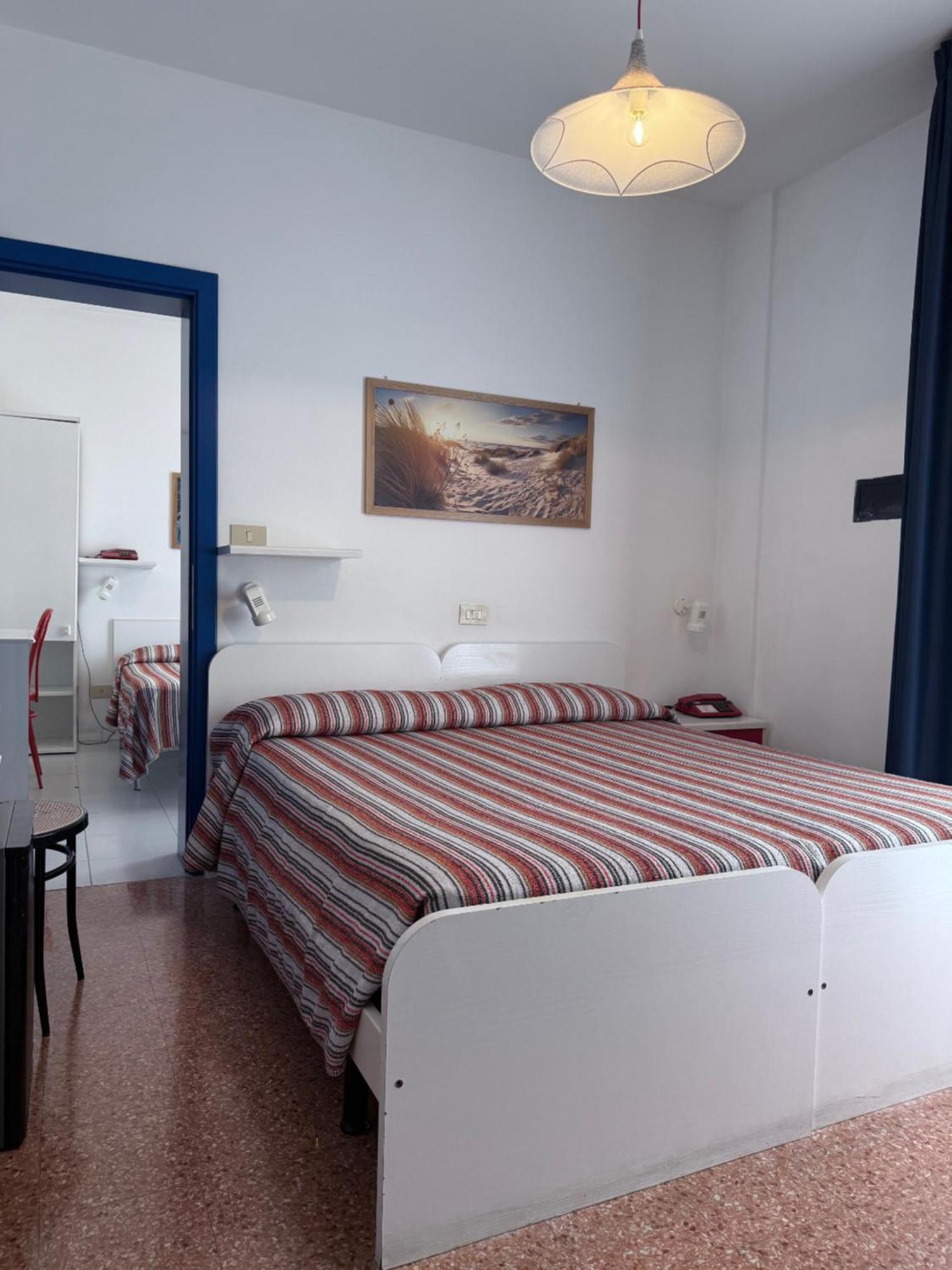 Hotel Wally Lido di Jesolo Buitenkant foto