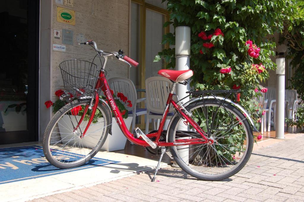 Hotel Wally Lido di Jesolo Buitenkant foto